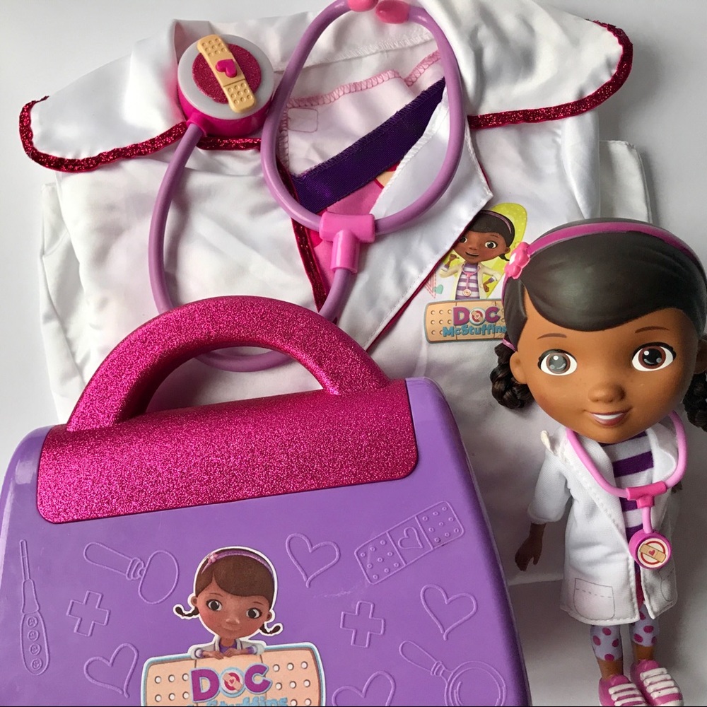 Doc McStuffins bundle doll lab coat stethoscope